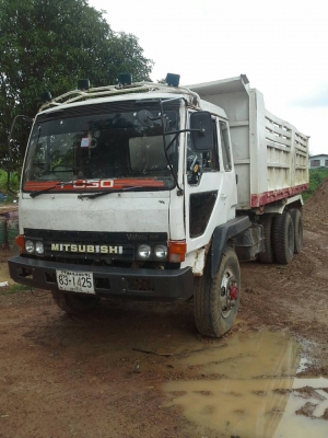 ขายรถบรรทุก ดั้ม MITSU FUSO TD เบรคใหญ่เพลาบุ๊มกะบะสวยช่วงล่างแน่นทะเบียนเต็ม