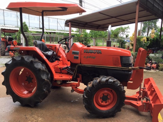 ขายรถไถKubota L3408 (4WD) พร้อมใบมีดหน้า รถพร้อมใช้งาน ขายรถไถKubota L3408 (4WD) พร้อมใบมีดหน้า รถพร้อมใช้งาน