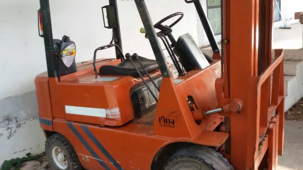 ขาย65,000บาท))รถยก มิตซูบิชิ 1.5ตัน. กะบอกคู่ เสาสูง3เมตร เครื่องเบนชิล