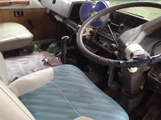 ***ลดเหลือ 440,000**10 ล้อดั้ม Hino KT925 เพลาเดียว วางหัว F18