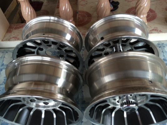 ล้อแม็กมือ 1 สวยๆครับ