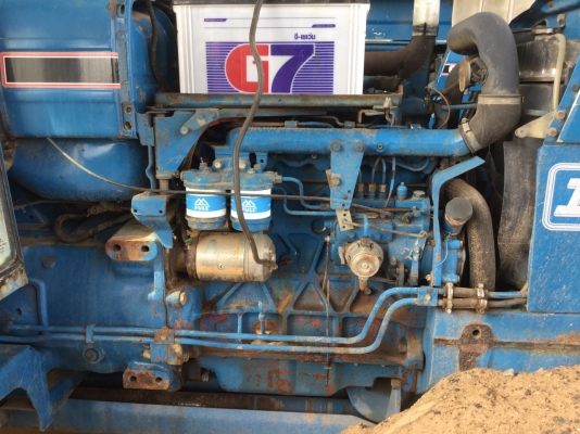 ขายรถไถฟอร์ดรุ่น6610นำเข้า