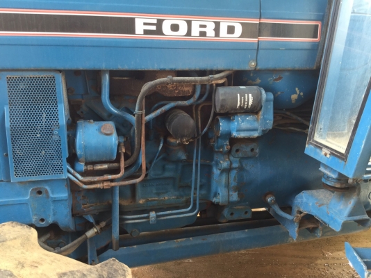 ขายรถไถฟอร์ดรุ่น6610นำเข้า