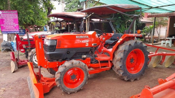 L4508DT+ใบมีดดันดิน+ผาน   สดผ่อน ผ่าน ธกส.ทุกสาขา 285,000บ.