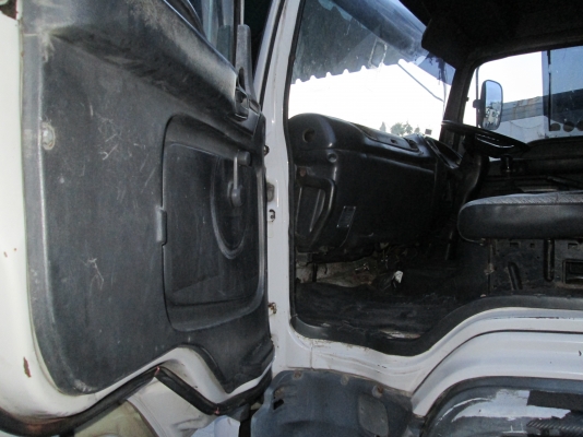 ISUZU-เดทก้าปี.42-เครื่อง.6HH1.NGVตู้3บาน.หัวเดิมบาง.ครัชซีสวย