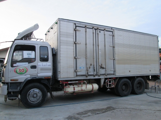 ISUZU-เดทก้าปี.42-เครื่อง.6HH1.NGVตู้3บาน.หัวเดิมบาง.ครัชซีสวย