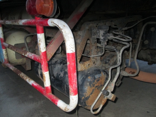 ISUZU-เดทก้าปี.42-เครื่อง.6HH1.NGVตู้3บาน.หัวเดิมบาง.ครัชซีสวย