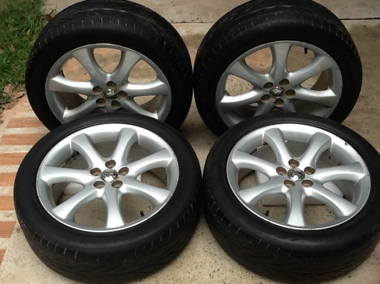 ขายแม็กโตโยต้าวิชแท้ขอบ17 5รู100พร้อมยางราคาถูกมาก ขายแม็กโตโยต้าวิชแท้ขอบ17 5รู100พร้อมยางราคาถูกมาก