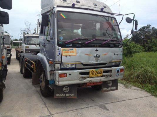 ขายด่วนครับ หัวลาก NISSAN UD454 เครื่อง 320 ติดแก๊ส มีทั้งหมด 8 คัน ขายถูกครับ