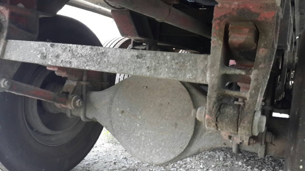 ขายด่วนครับ หางลากน้ำมัน บรรจุ 32000 ลิตร ยาว 9 เมตร 3 เพลายัด ลงเล่มแล้วครับ