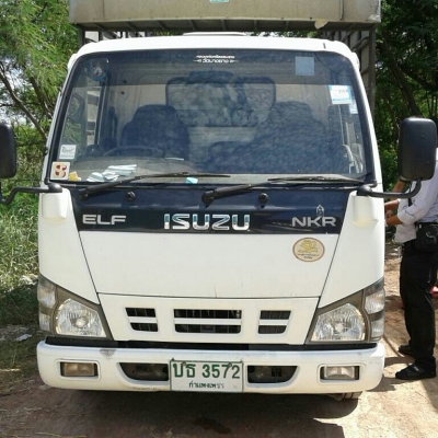 สี่ล้อกลาง อีซูซุ NKR100โบว์ปี50 ป้ายเล็กไม่ติดเวลา สภาพดีสวยพร้อมใช้งาน เล่มทะเบียนพร้อมโอน