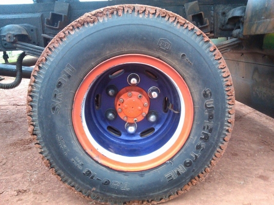 ขายอิแต๋นดั้มหกล้อ เครื่องHINO wo4d 117แรง เกียร์2ลูก แตรลมดั้ม 6 ตันพวงมาลัยพาวเวอร์