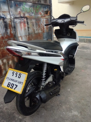 Honda air blade ล้อแม็ก คอมบายเบรค ราคาถูกๆครับ