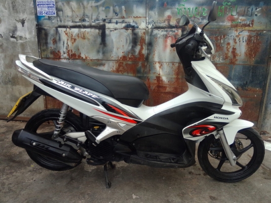 Honda air blade ล้อแม็ก คอมบายเบรค ราคาถูกๆครับ