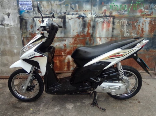 Honda Click 110i เลขทะเบียนสวยครับ 4 กทม หัวฉีดประหยัดน้ำมัน