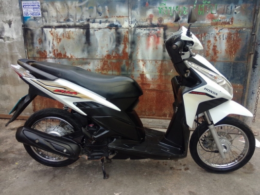 Honda Click 110i เลขทะเบียนสวยครับ 4 กทม หัวฉีดประหยัดน้ำมัน