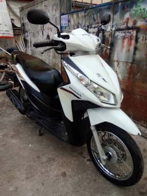 Honda Click 110i เลขทะเบียนสวยครับ 4 กทม หัวฉีดประหยัดน้ำมัน