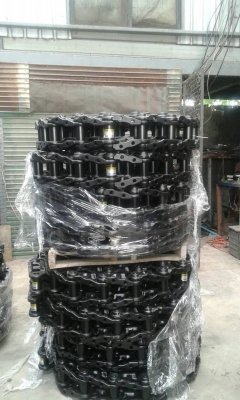 โซ่รถขุด มีหลายขนาดครับ PC20,PC30,PC200,SK200มีครับ โซ่รถขุด มีหลายขนาดครับ PC20,PC30,PC200,SK200มีครับ