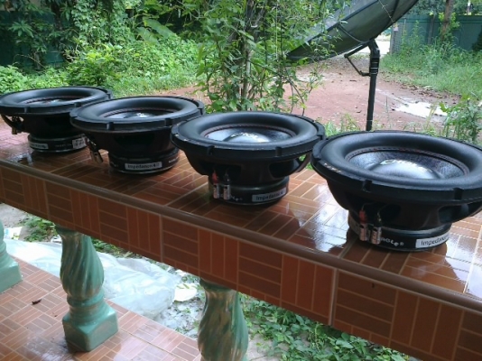 ขายด่วนลำโพง10"ว้อยคู่ 800W 2คู่