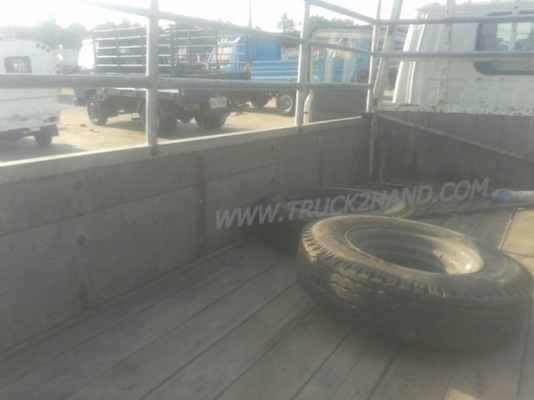 รถบรรทุก 4 ล้อ ISUZU ELF ติดแก๊ส LPG