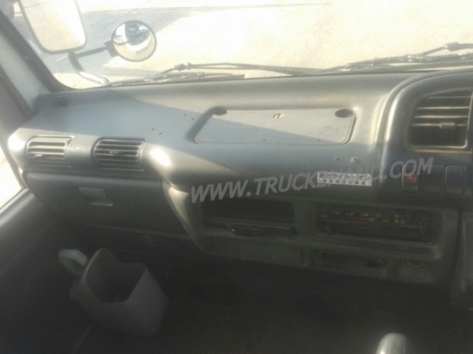 รถบรรทุก 4 ล้อ ISUZU ELF ติดแก๊ส LPG