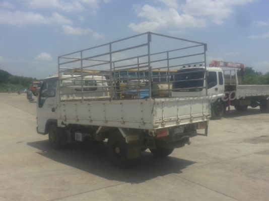 รถบรรทุก 4 ล้อ ISUZU ELF ติดแก๊ส LPG