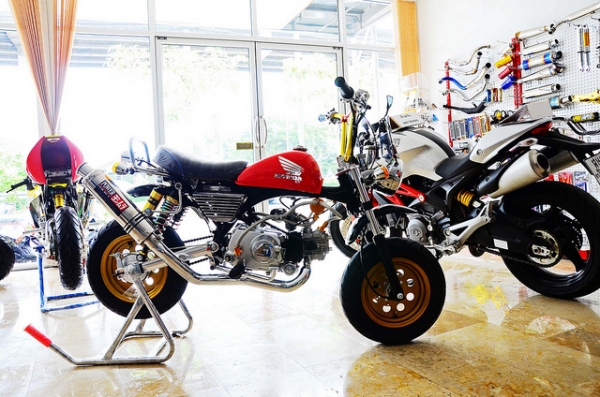 ลดราคา มังกี้ MSX อะไหล่ลด 40 \% โปรโมชั่น ของแต่งจาก ญี่ปุ่น  ลดราคา ก้านเบรถ cnc ท่อ แต่ง ล้อ ของแต่ง ราคา เริ่มต้น 24900 ราคา โรงงาน ถูกกว่า ท้องตลาด...*...*...*