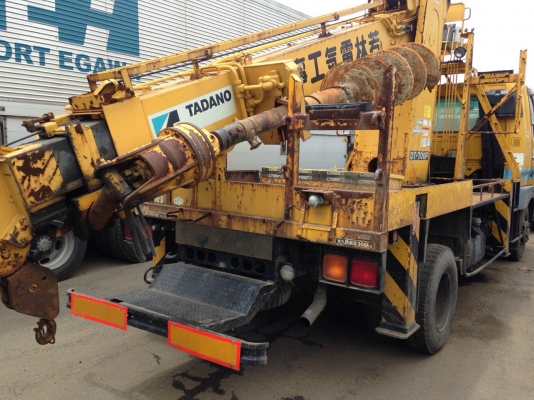 FUSO รถเครนสว่าน FUSO รถเครนสว่าน