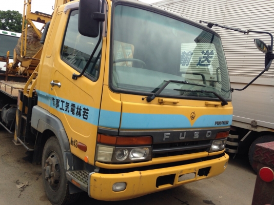 FUSO รถเครนสว่าน