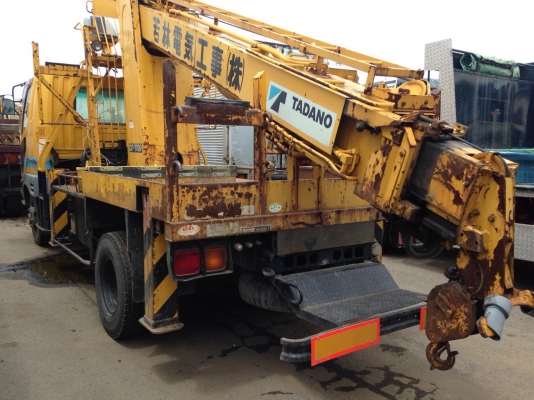 FUSO รถเครนสว่าน FUSO รถเครนสว่าน