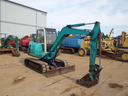 Komatsu PC40-7E เก่าญี่ปุ่น