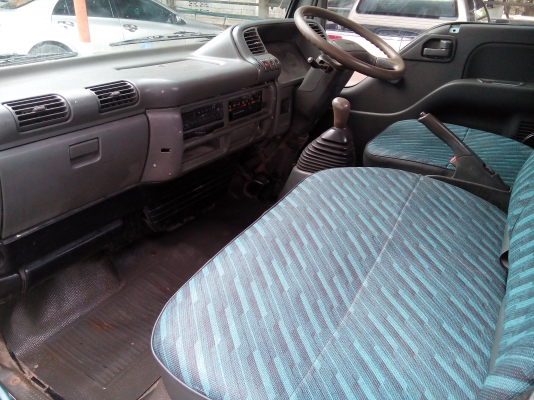 6 ล้อสั้น  *ท้ายลิฟท์*  *Euro.2*  ISUZU  NKR 120 แรงม้า   * ยาว 3.20 ม.* รถสวยเดิม+สวยจริง+สภาพพร้อมใช้งาน * มีเล่มพร้อมโอน *