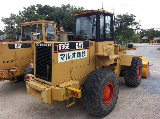 รถตัก CAT 936E นำเข้าจากญี่ปุ่น สภาพสวย พร้อมใช้ 090-986-2521 อ๊อบ