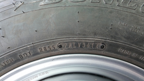 ขายล้อกระทะ นิสสัน นาวาร่า np300 4ล้อใช้ไป4พันกว่าโล ใหม่ๆ