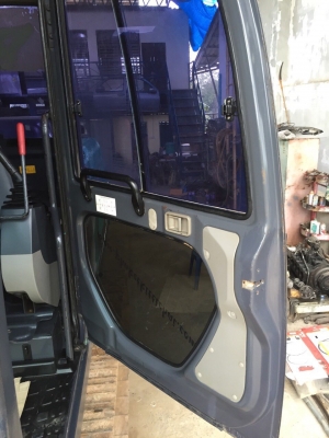 KOBELCO SK200-8 YN11 8,XXX ชั่วโมง เล่มทะเบียนครบ รถสวย ใช้งานดี KOBELCO SK200-8 YN11 8,XXX ชั่วโมง เล่มทะเบียนครบ รถสวย ใช้งานดี