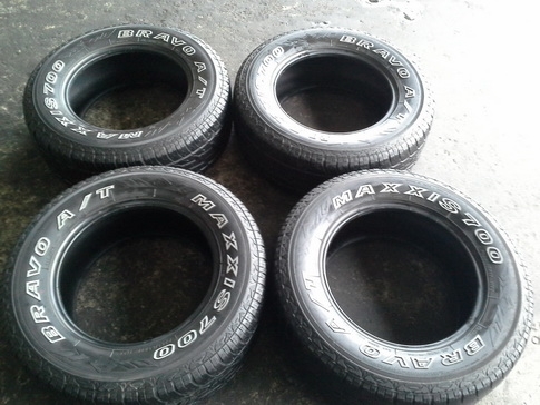 Maxxis AT 265/70/16 ปี09 สภาพดี 1ชุด Maxxis AT 265/70/16 ปี09 สภาพดี 1ชุด