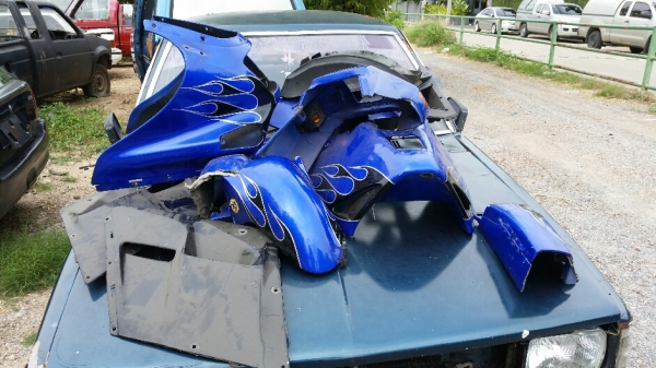 Kawasaki 1000cc ทะเบียนแท้ไม่ขาด พร้อมโอน เครื่องดี เปลือกครบ ขาย 59,000 บาท