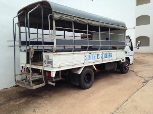 อีซูซุ nkr130ปี49 ยาว4.5เมตร ราคา 590,000 บาทซื้อรถใหม่ป้ายแดงมา