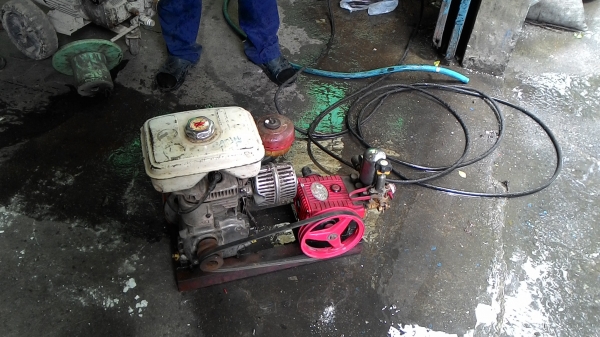 ขายเครื่องเทสน้ำ เช็คแรงดันน้ำในท่อน้ำประปา พ่นยา เครื่องยนต์ HONDA 5.5 แท้