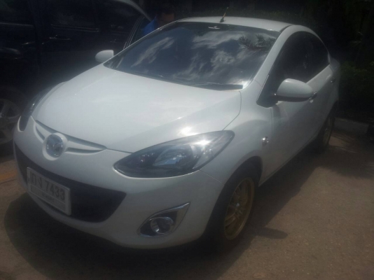 MAZDA2 AUTO 1.5 ปี54 สีเดิมบาง แม็กใหม่ ไมล์106,000 โล