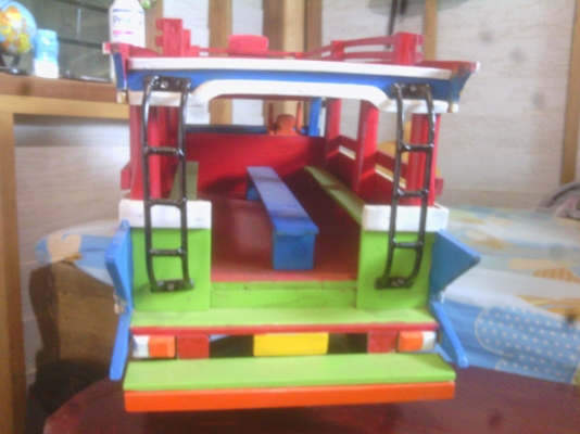 ขายรถไม้โบราณ ของเล่นคลาสิค