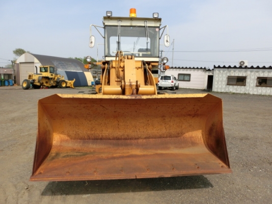 ขาย รถตัก KOMATSU 510 กรองเดี่ยว ซีเรียลสูง นำเข้าจากญี่ปุ่น 090-986-2521 อ๊อบ