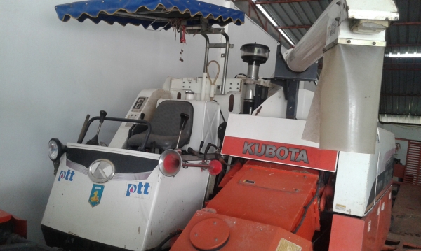 รถเกีายวข้าว DC 68 G แบบอุ้ม + เทลเลอร์