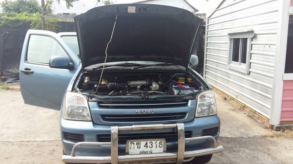 อีซูซุดีแมกปี2003 4ประตูเครื่อง2500เทอรโบกระจกไฟฟ้าเพาเวอรรถเดิมทั้งคันต่อรองได้คับ อีซูซุดีแมกปี2003 4ประตูเครื่อง2500เทอรโบกระจกไฟฟ้าเพาเวอรรถเดิมทั้งคันต่อรองได้คับ