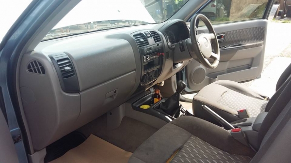 อีซูซุดีแมกปี2003 4ประตูเครื่อง2500เทอรโบกระจกไฟฟ้าเพาเวอรรถเดิมทั้งคันต่อรองได้คับ อีซูซุดีแมกปี2003 4ประตูเครื่อง2500เทอรโบกระจกไฟฟ้าเพาเวอรรถเดิมทั้งคันต่อรองได้คับ