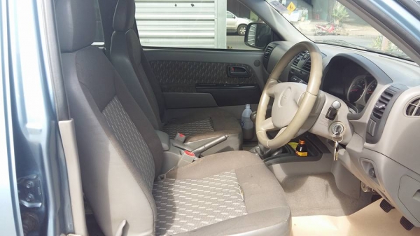 อีซูซุดีแมกปี2003 4ประตูเครื่อง2500เทอรโบกระจกไฟฟ้าเพาเวอรรถเดิมทั้งคันต่อรองได้คับ อีซูซุดีแมกปี2003 4ประตูเครื่อง2500เทอรโบกระจกไฟฟ้าเพาเวอรรถเดิมทั้งคันต่อรองได้คับ