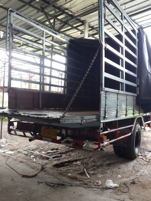 ขายด่วนด่วน 6 ล้อ 085-3359193น้อง