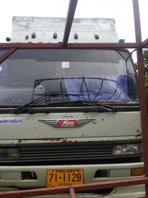 ขายด่วนด่วน 6 ล้อ 085-3359193น้อง