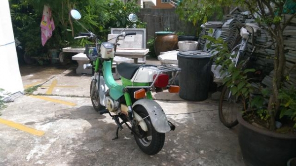 รถเล็ก น่ารัก ทรงชาลี เกียร์ออโต้