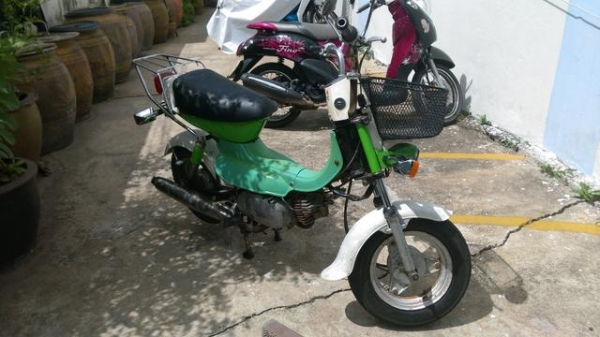 รถเล็ก น่ารัก ทรงชาลี เกียร์ออโต้